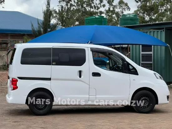 Picture of Nissan NV200 2019