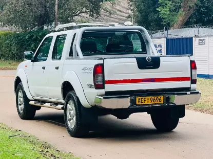 Picture of Nissan Hardbody 2017