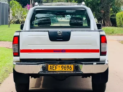 Picture of Nissan Hardbody 2017