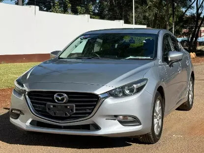 Picture of Mazda Axela 2017