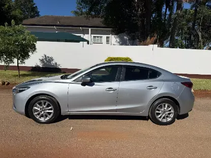 Picture of Mazda Axela 2017