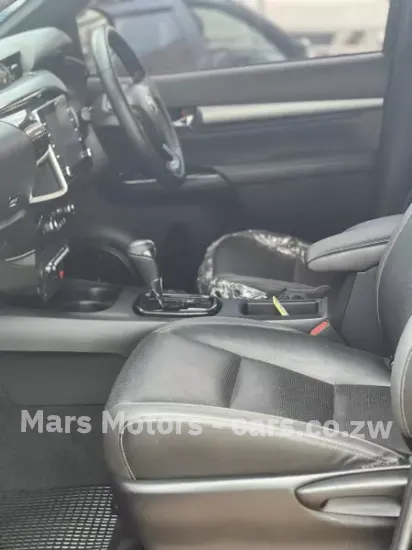 Picture of Toyota Hilux 2020