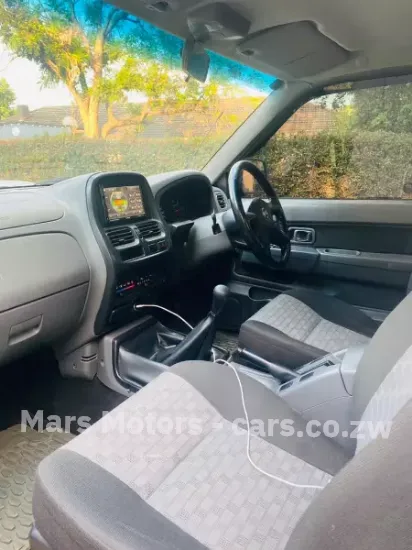 Picture of Nissan Hardbody 2017