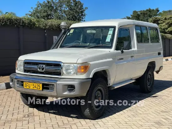Picture of Toyota Land Cruiser 2018