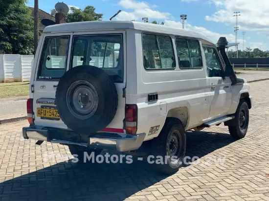 Picture of Toyota Land Cruiser 2018