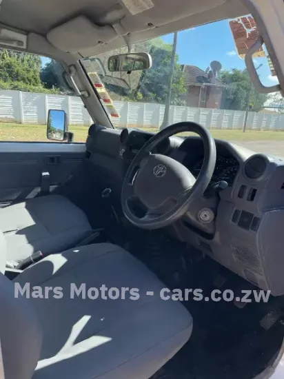 Picture of Toyota Land Cruiser 2018