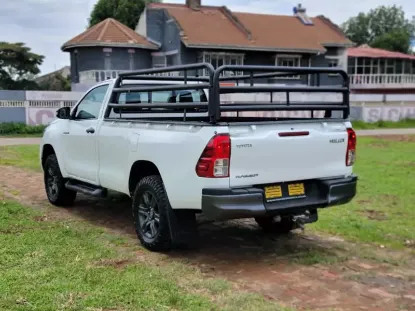 Picture of Toyota Hilux Raider 2023