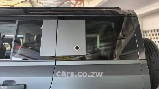 Picture of Land Rover Defender 2025