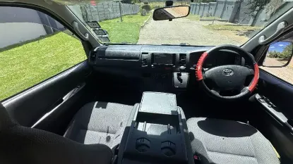 Picture of Toyota Hiace 2017