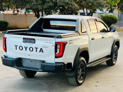 Picture of Toyota Hilux 2026
