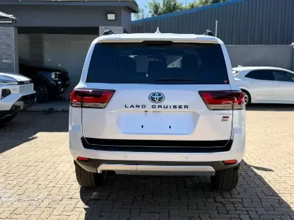 Picture of Toyota Land Cruiser 2024