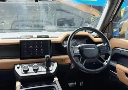 Picture of Land Rover Defender 2025