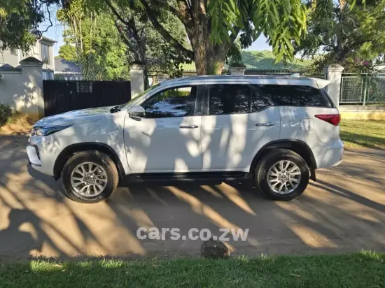 Picture of Toyota Fortuner 2022