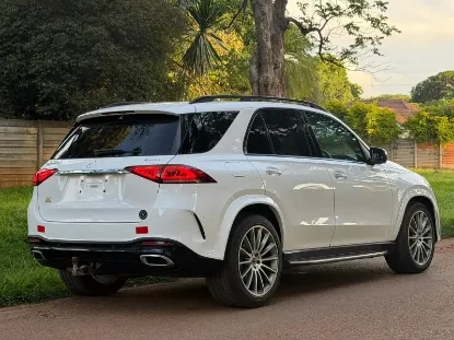 Picture of Mercedes Benz GLE 2020