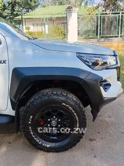 Picture of Toyota Hilux 2024