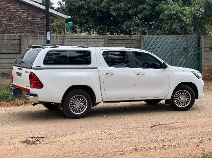 Picture of Toyota Hilux Revo