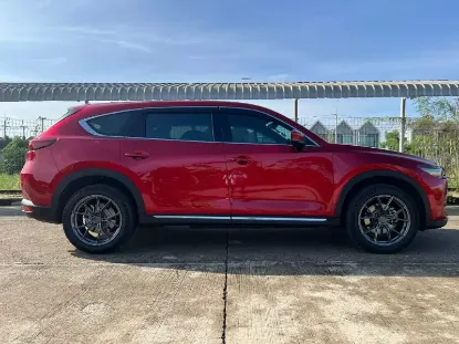 Picture of Mazda CX8
