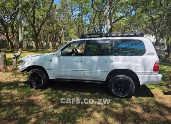 Picture of Toyota Land Cruiser 2000