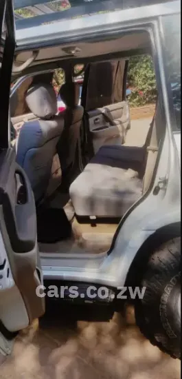 Picture of Toyota Land Cruiser 2000