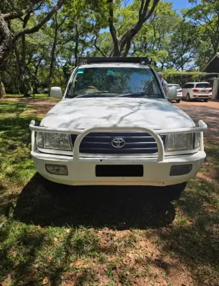 Picture of Toyota Land Cruiser 2000