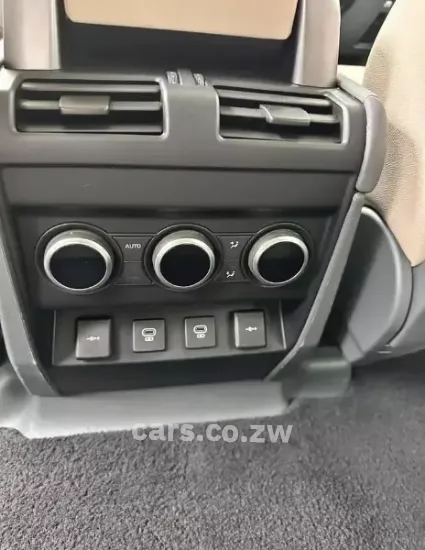 Picture of Land Rover Defender 2020