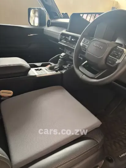 Picture of Toyota Prado 2025