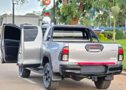 Picture of Toyota Hilux 2020