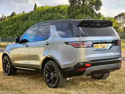 Picture of Land Rover Discovery 2023