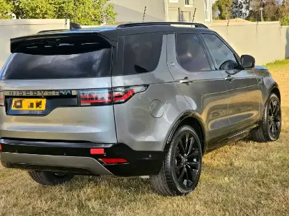 Picture of Land Rover Discovery 2023