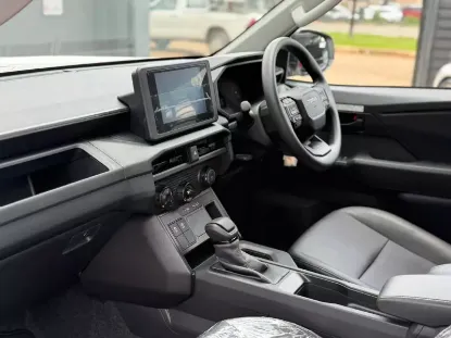Picture of Toyota Hilux 2026
