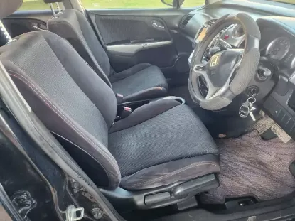 Picture of Honda Stream 2009
