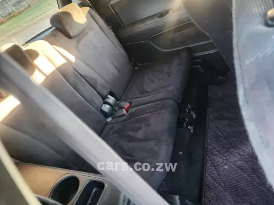 Picture of Honda Stream 2009
