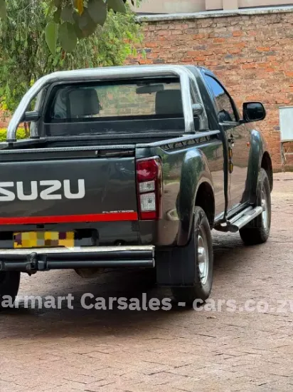 Picture of Isuzu KB250 2017