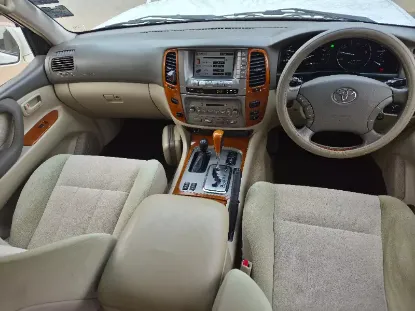 Picture of Toyota Land Cruiser 2002