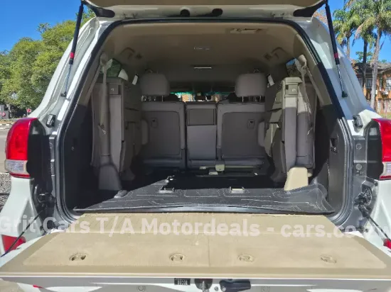 Picture of Toyota Land Cruiser 2009