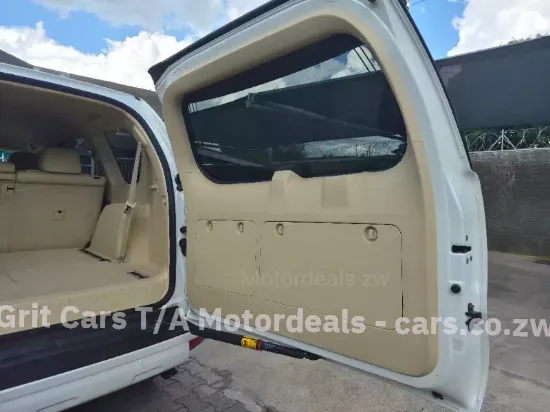 Picture of Toyota Prado 2016