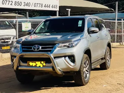 Picture of Toyota Fortuner 2017