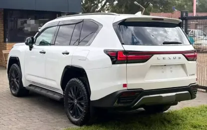 Picture of Lexus LX 2024