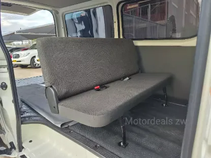 Picture of Toyota Hiace 2017