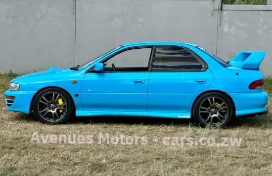 Picture of Subaru 1996