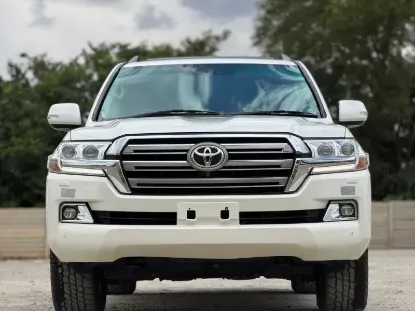 Picture of Toyota Land Cruiser 2020