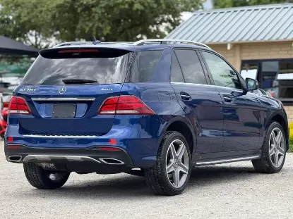 Picture of Mercedes Benz GLE 2018