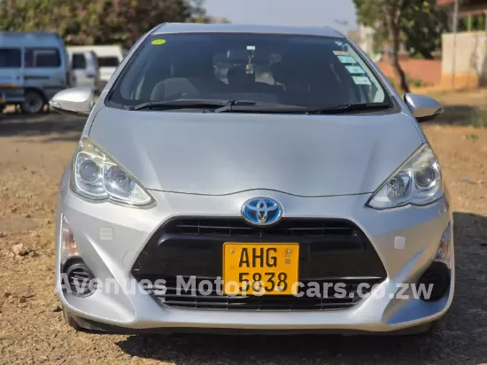 Picture of Toyota Aqua 2016