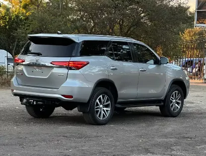 Picture of Toyota Fortuner 2016