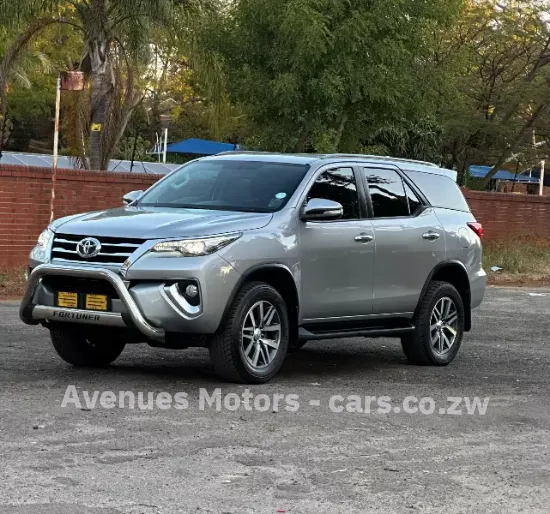 Picture of Toyota Fortuner 2016