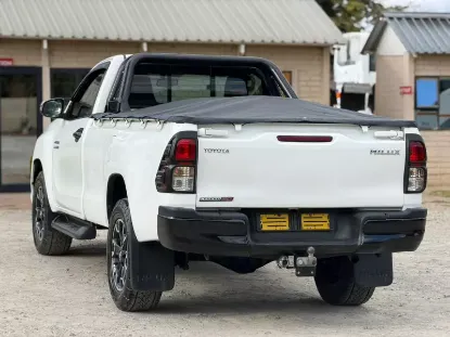 Picture of Toyota Hilux 2020
