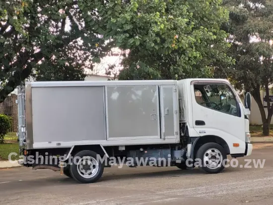 Picture of Toyota Dyna 2018