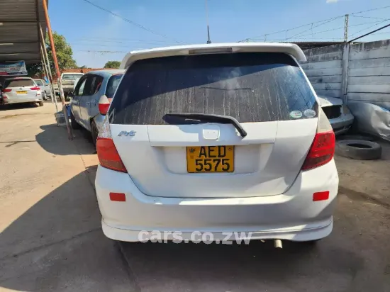 Picture of Honda Fit 2001