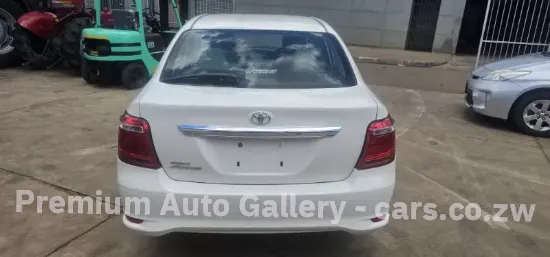 Picture of Toyota Corolla 2016