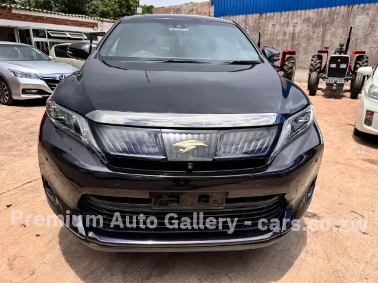 Picture of Toyota Harrier 2014